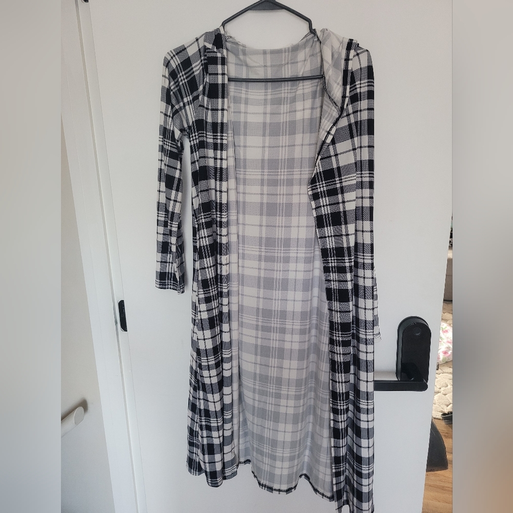 Cream & Sugar Black and White Plaid Hopded Cardigan Duster